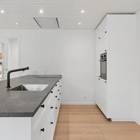 Deik - 1km From The Sea By Interhome